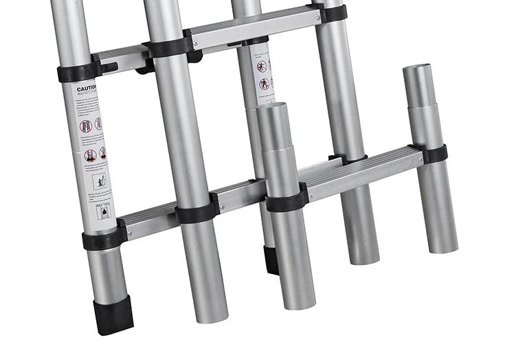 Ladder extension. The standard roof tent ladder is suitable for heights up to 211 cm. An extension is available for larger vehicles.