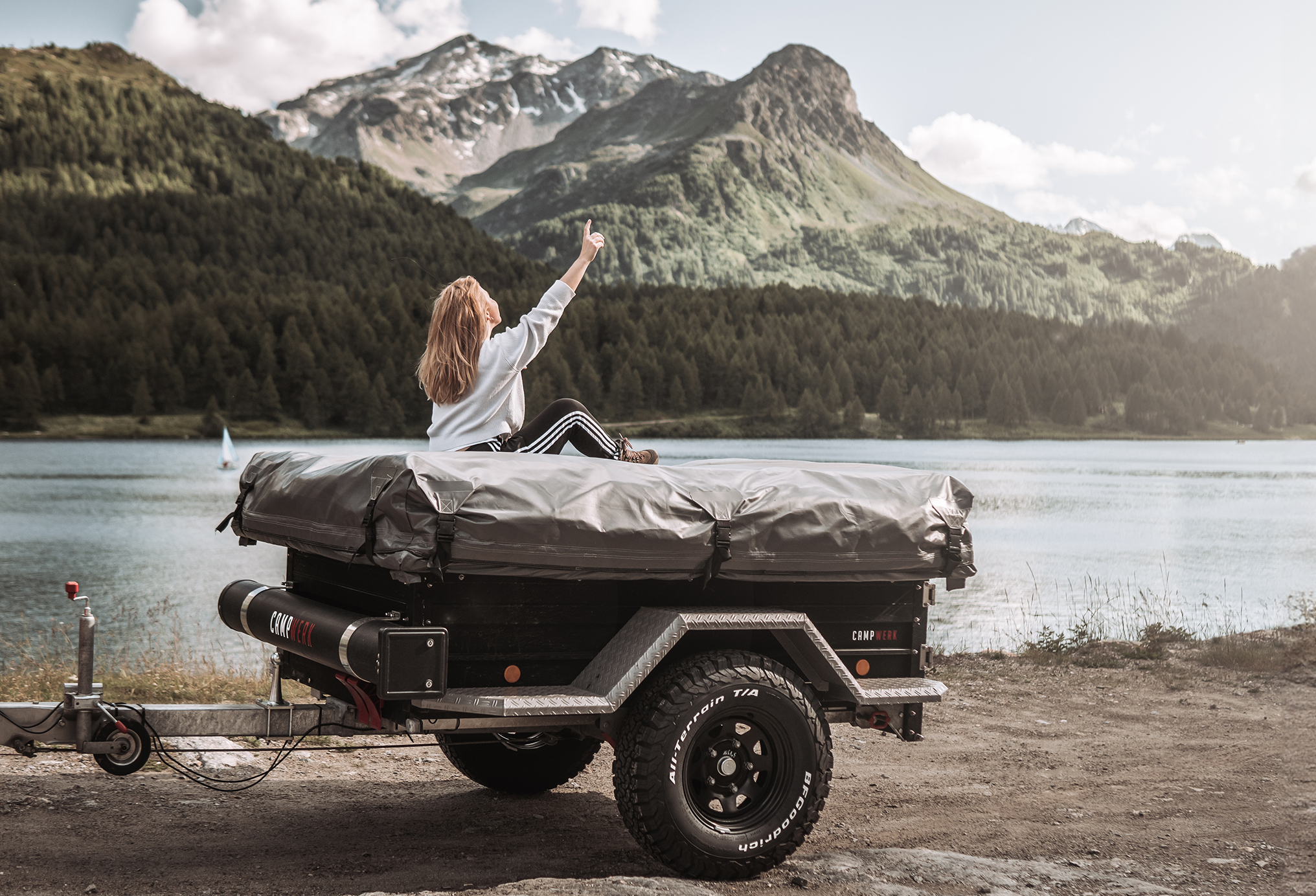 Buy and configure CAMPWERK tent trailers