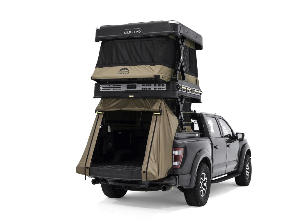 Rear cover. The integrated rear cover ensures that the living area can be fully enclosed.
